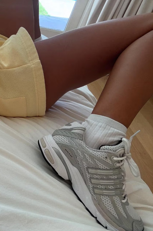 Sporty & Rich x adidas Adistar Cushion 출시 데일리운동화 추천! 아디다스운동화 사이즈 추천