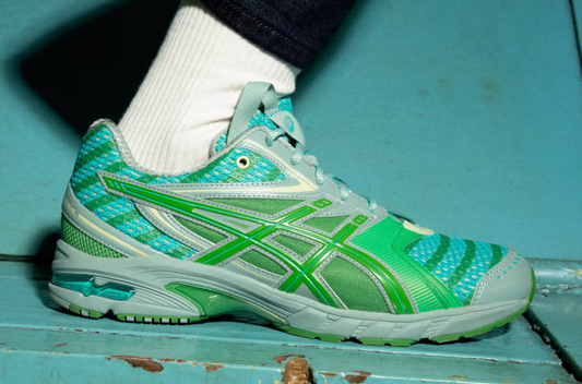 스트릿 무드가 매력적인! Kiko Kostadinov x ASICS GEL-DS Trainer 14 출시 소식✨