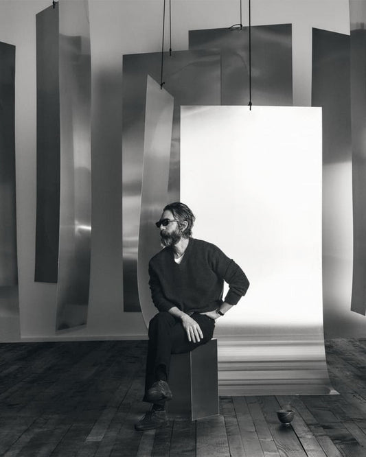 자라 x 에런 러빈, 단순함의 미학을 담은 협업 컬렉션 출시 #자라콜라보직구 #캐나다배대지